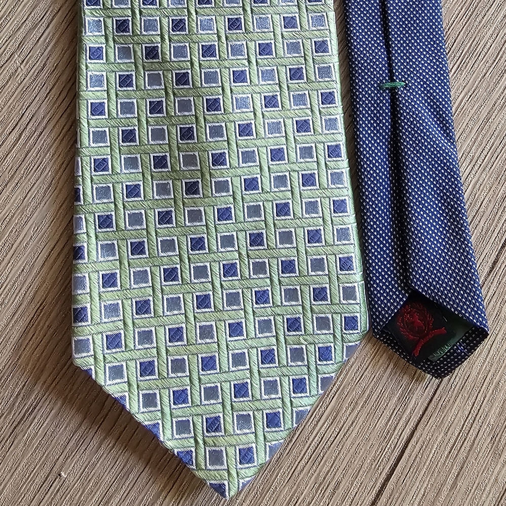Tommy Hilfiger light green blue tie